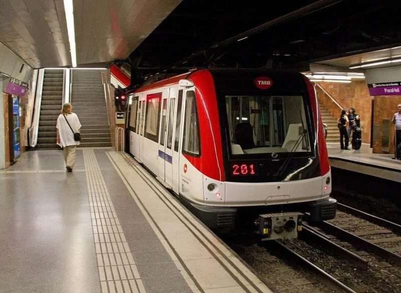 Cómo llevar el abono transporte en el móvil como cualquier otra tarjeta virtual