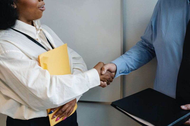 Guía para negociar tu salario una vez te han contratado: 4 consejos que debes seguir