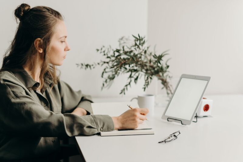 Beneficios de mejorar la proactividad en tu empresa 