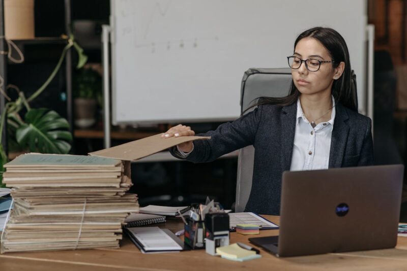 ¿Cómo reducir la carga administrativa en RRHH? 